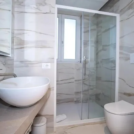 Апартаменты Jacuzzi By Enjoy Garda *